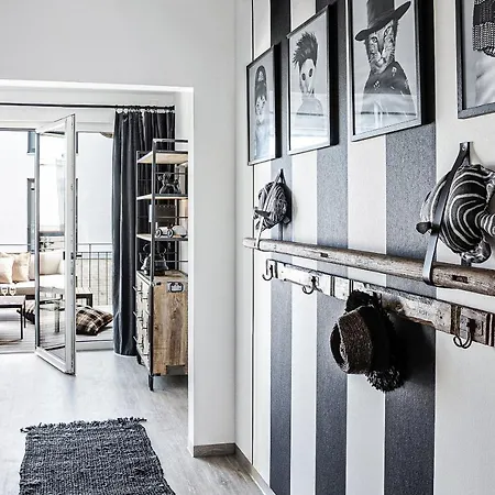 Funky Four Apartment *